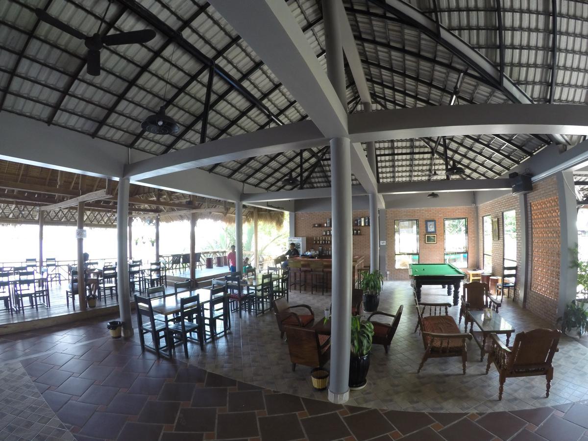 Salty River Resort Kampot Exterior foto